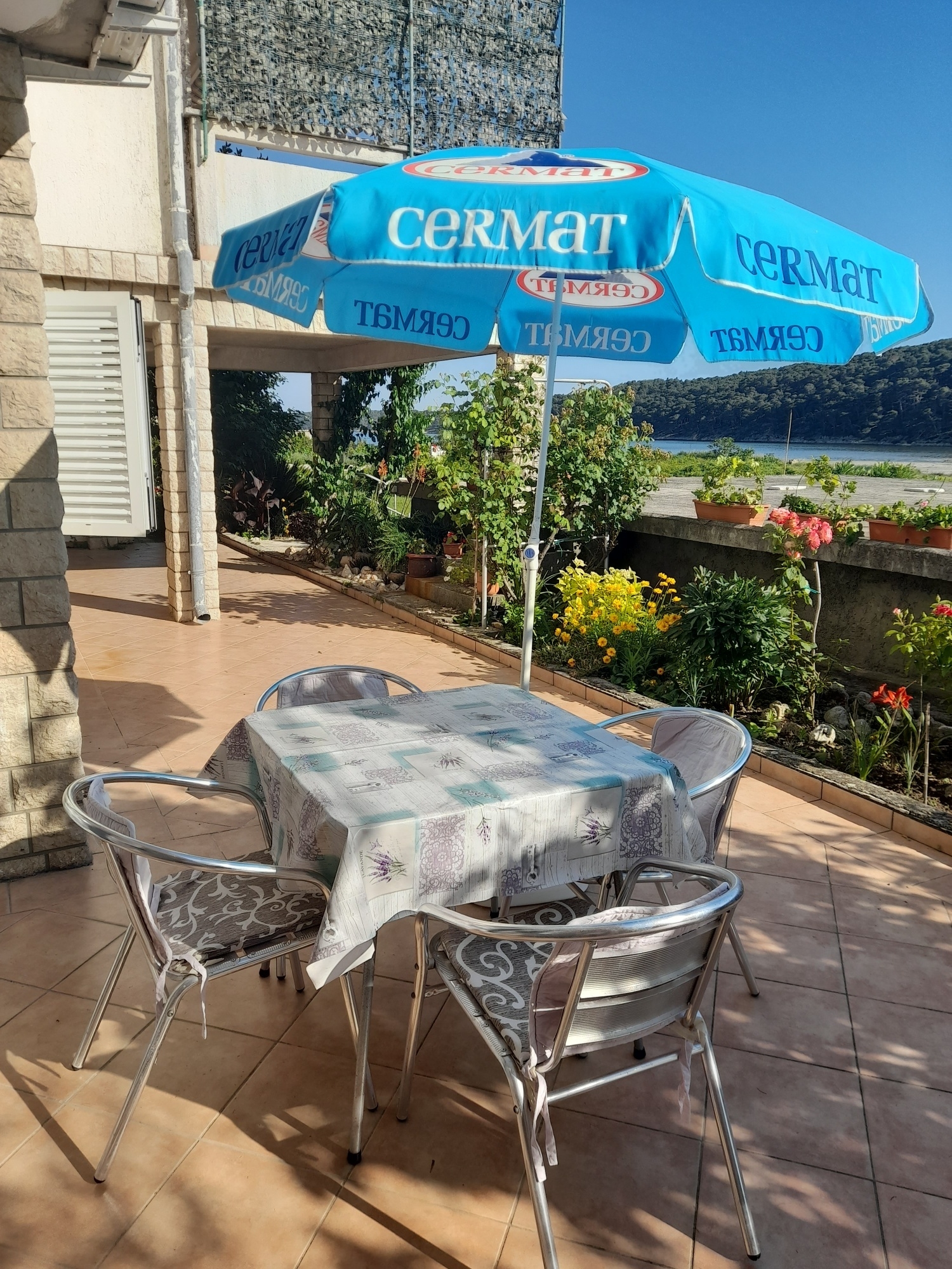 Top Rab Kampor Top Rab Kampor