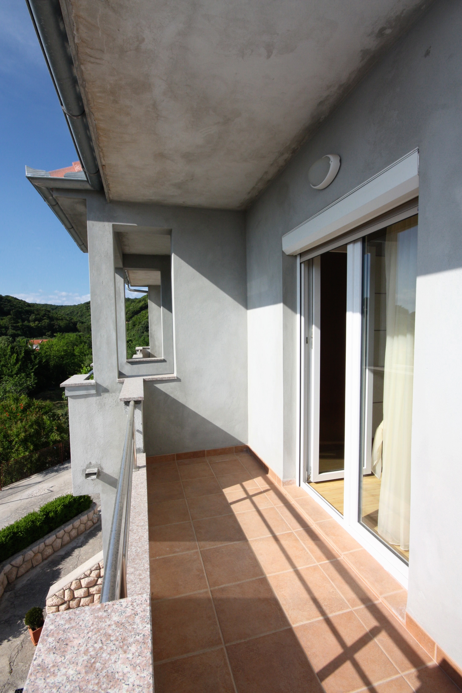Two bedroom apartment with balcony and sea view Kampor, Rab  A-a