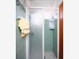 Bathroom Barbat, Bathroom in the apartment, (pet friendly) and WiFi.