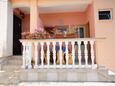 Barbat, Terrace in the apartment, with a sea view, (pet friendly) and WiFi.