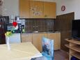 Kuchyně Barbat, Kuchyně v ubytování typu apartment, domácí mazlíčci povoleni a WiFi.