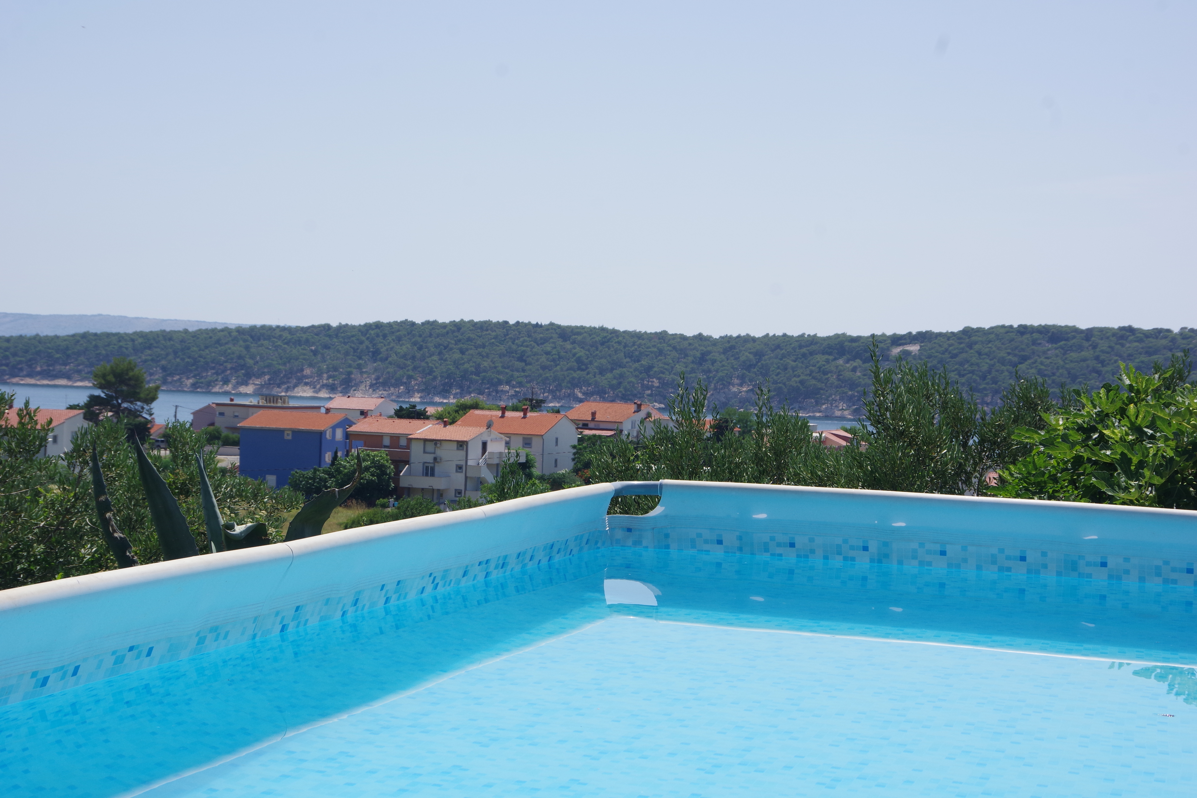 One bedroom apartment with balcony and sea view Barbat, Rab (A-4988-a)