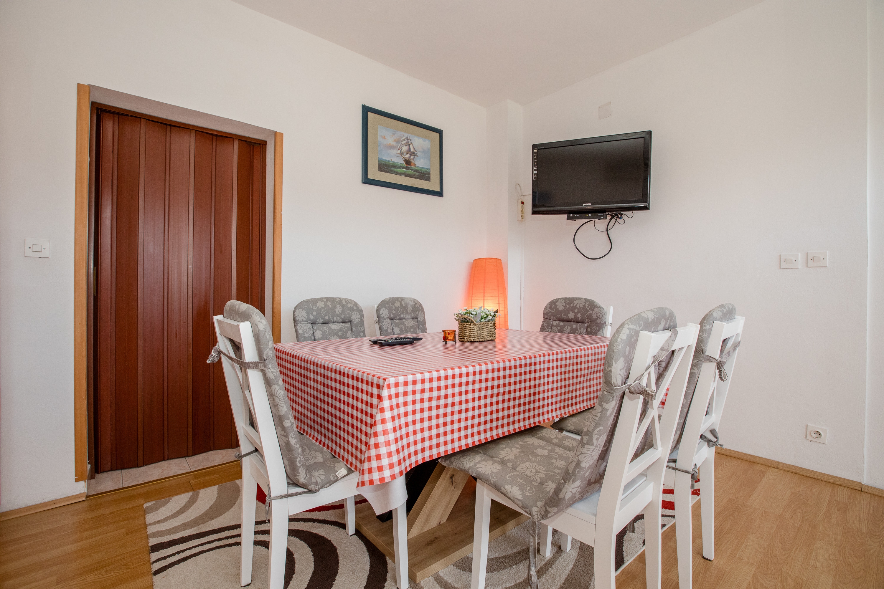 Two bedroom apartment with balcony Palit, Rab  A-b