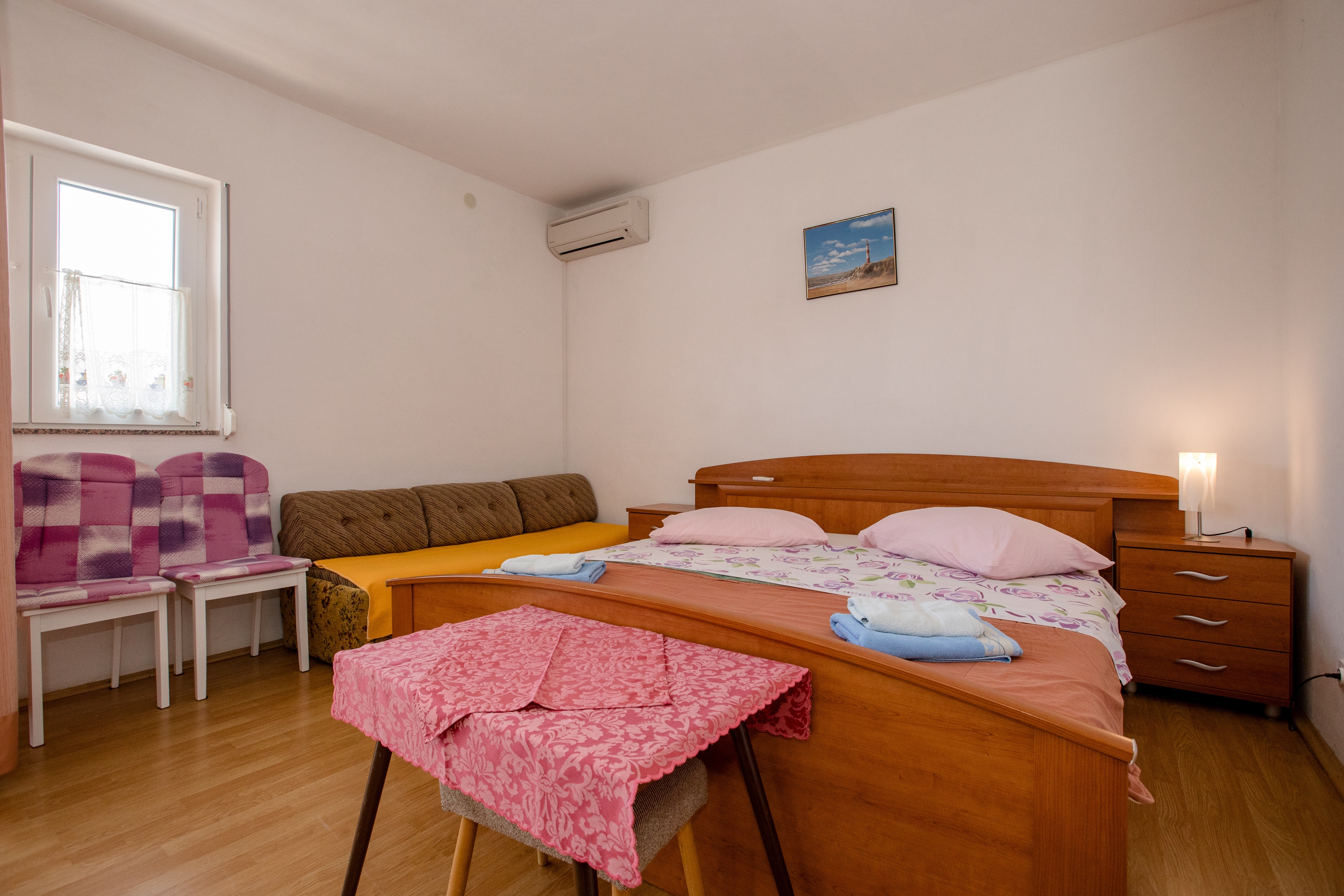 Two bedroom apartment with balcony Palit, Rab  A-b