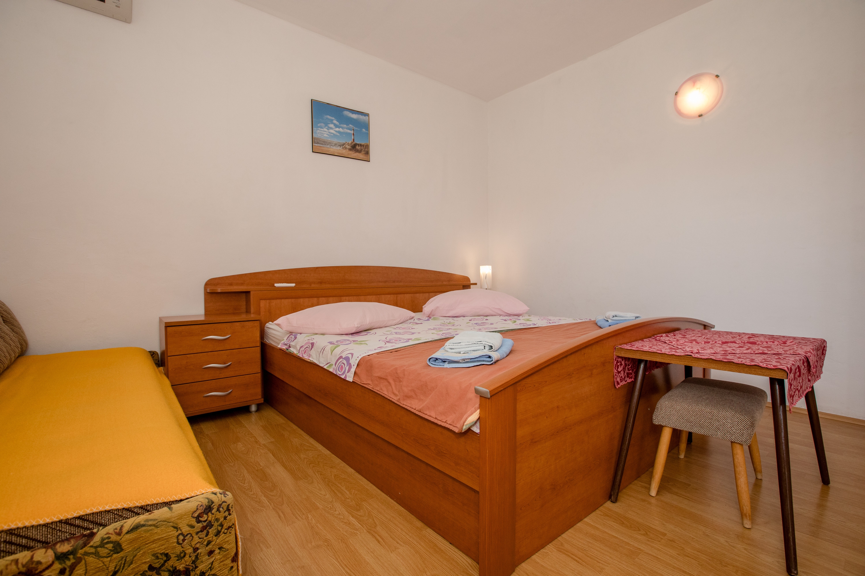 Two bedroom apartment with balcony Palit, Rab  A-b