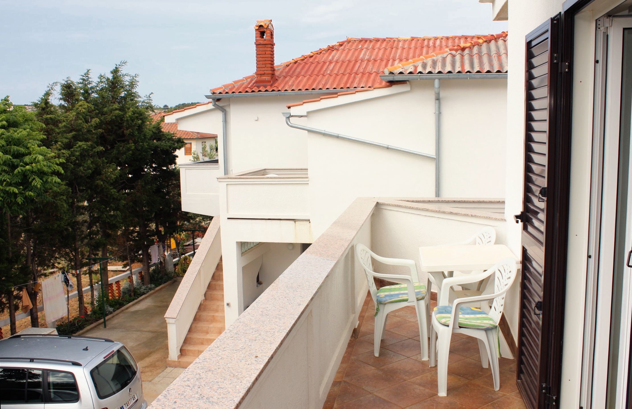 Two bedroom apartment with balcony and sea view Barbat, Rab  A-a