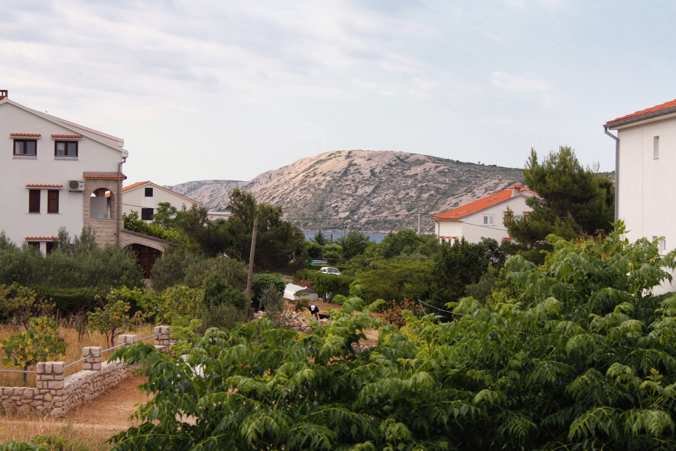 Two bedroom apartment with balcony and sea view Barbat, Rab  A-a