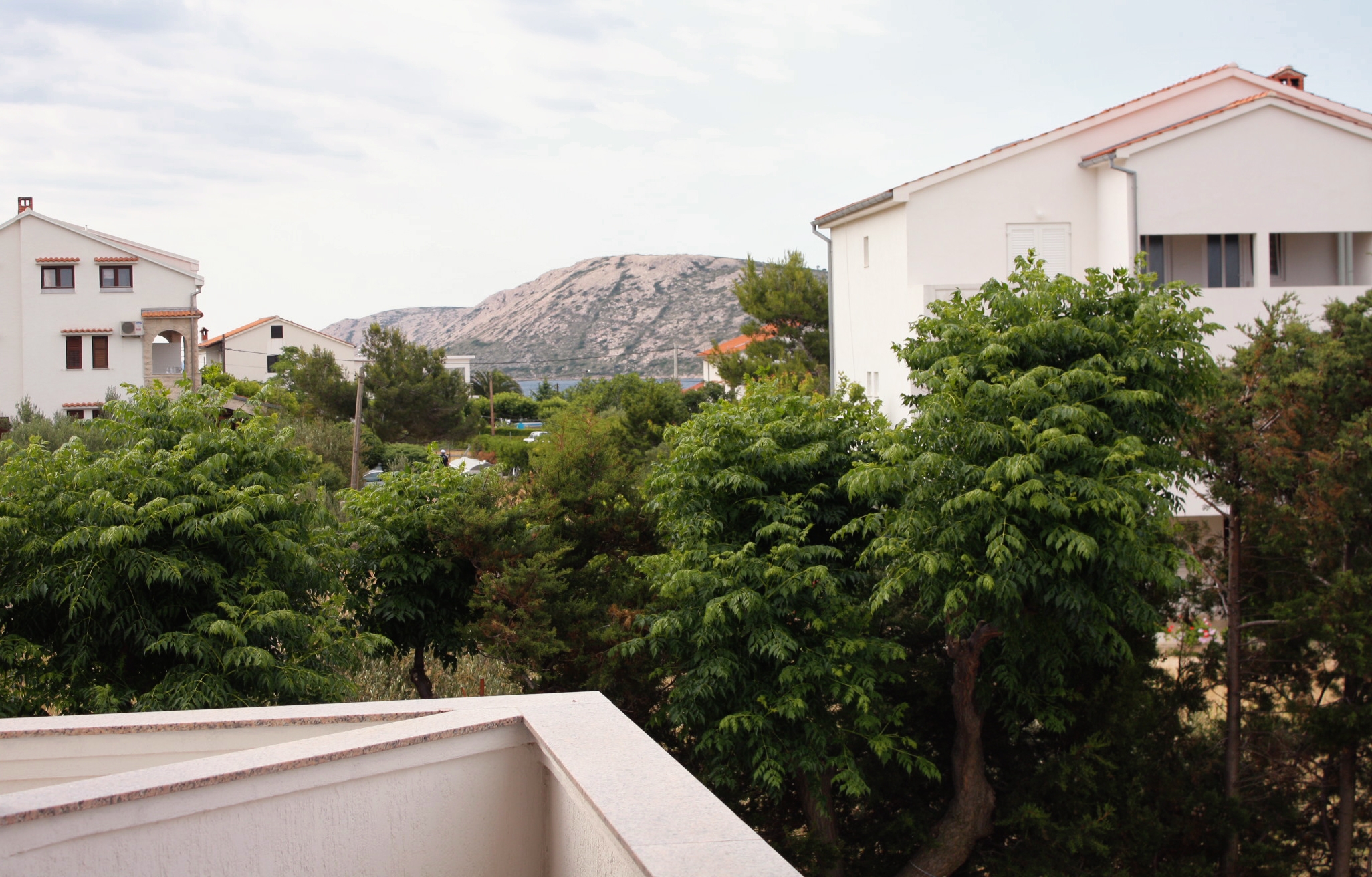 Two bedroom apartment with balcony and sea view Barbat, Rab  A-a