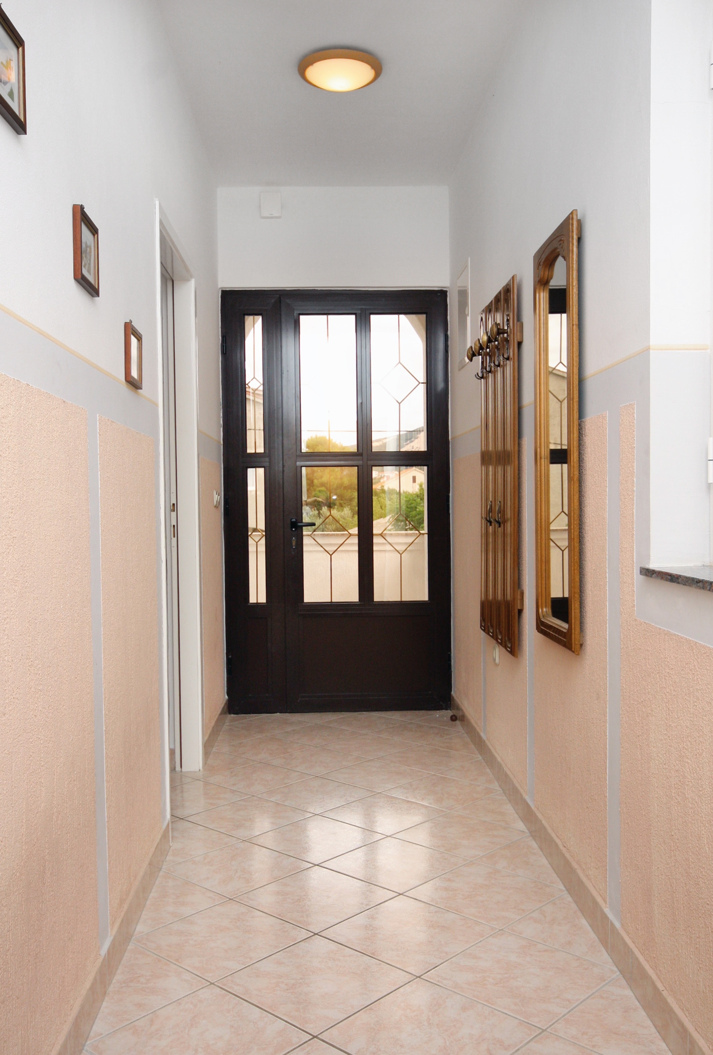 Two bedroom apartment with balcony and sea view Barbat, Rab  A-a