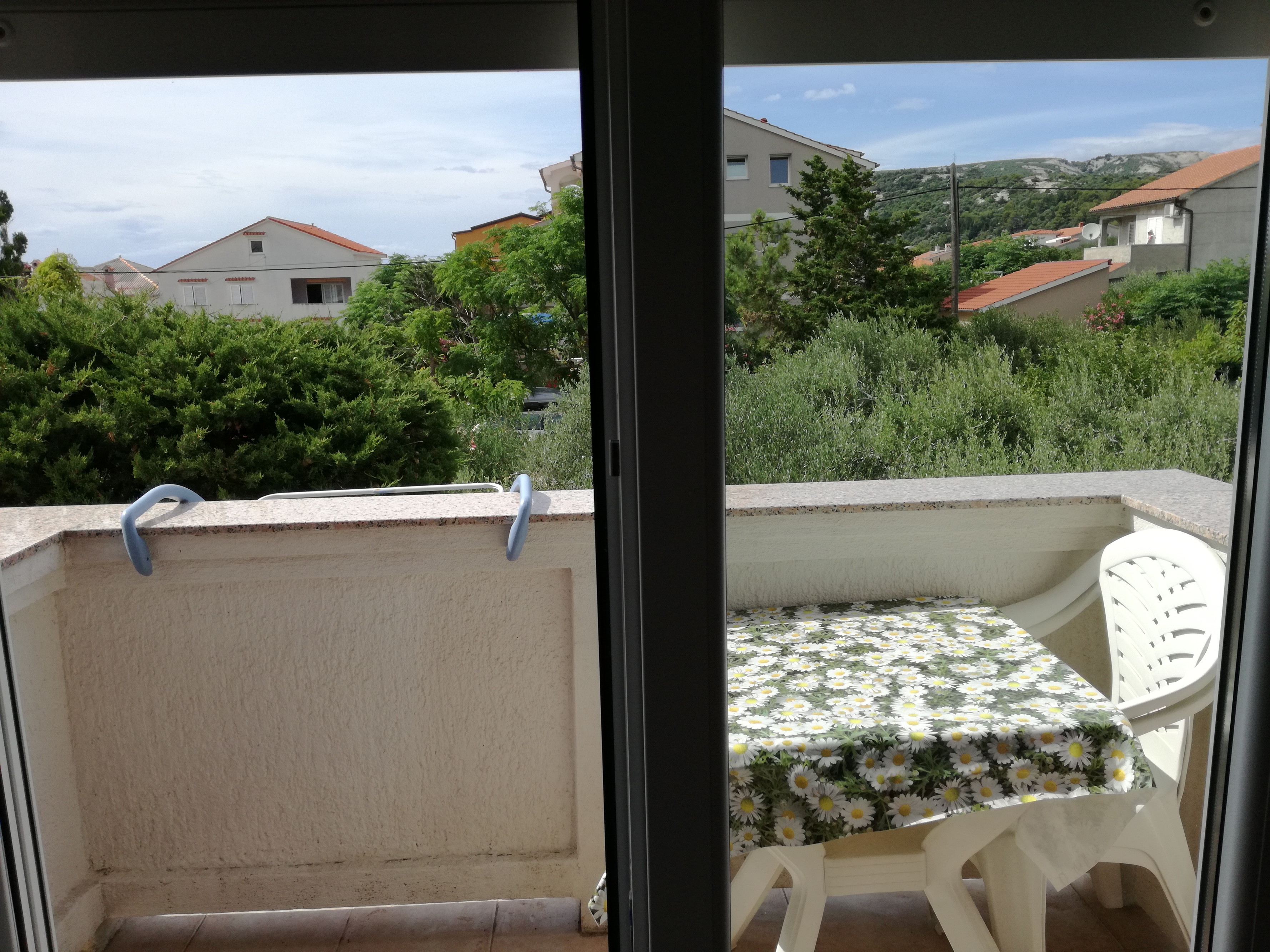 Two bedroom apartment with balcony Barbat, Rab  A-b
