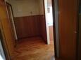 Coridor Barbat, Coridor în unitate de cazare tip apartment, aer condiționat disponibil, animale de companie sunt acceptate şi WiFi.