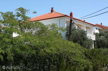 Property Barbat, Rab, Property 4995 - Rooms with sandy beach.