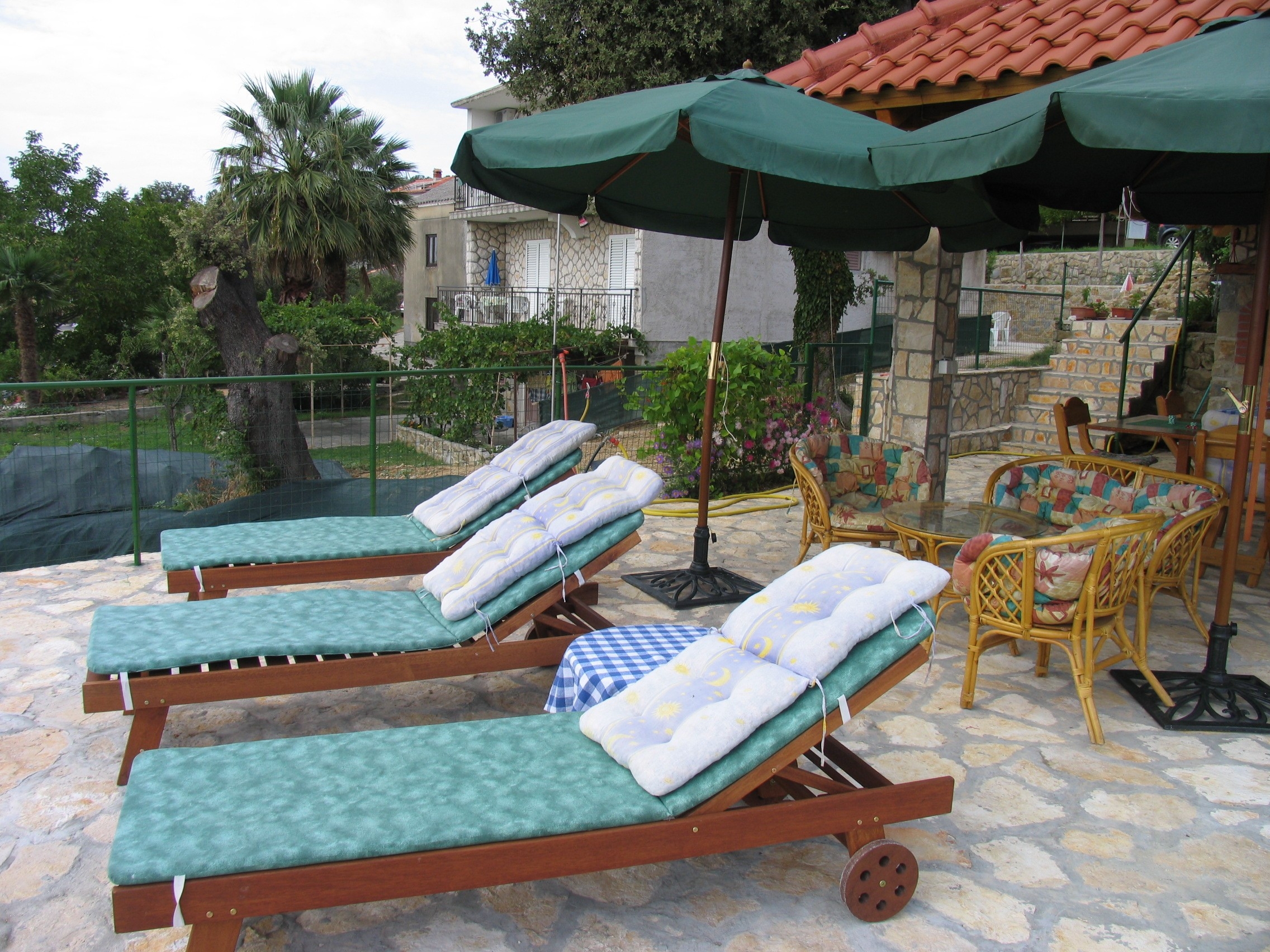 Three bedroom apartment with balcony and sea view Supetarska Draga - Gonar, Rab (A-4999-c) Three bedroom apartment with balcony and sea view Supetarska Draga - Gonar, Rab (A-4999-c)