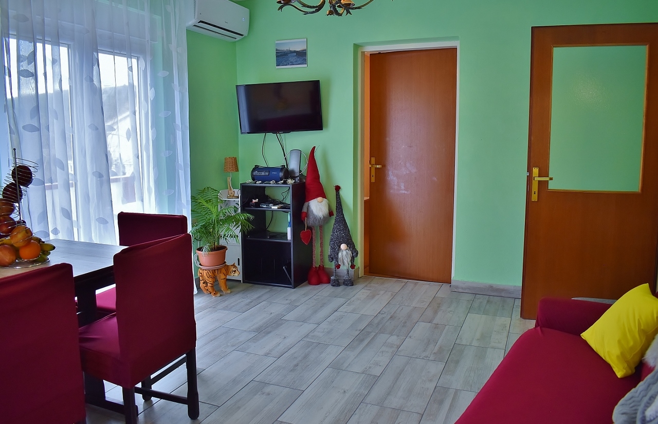 One bedroom apartment with balcony and sea view Kampor, Rab  A-a