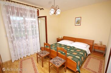 Bedroom Palit, Bedroom in the room, dostupna klima i WIFI.