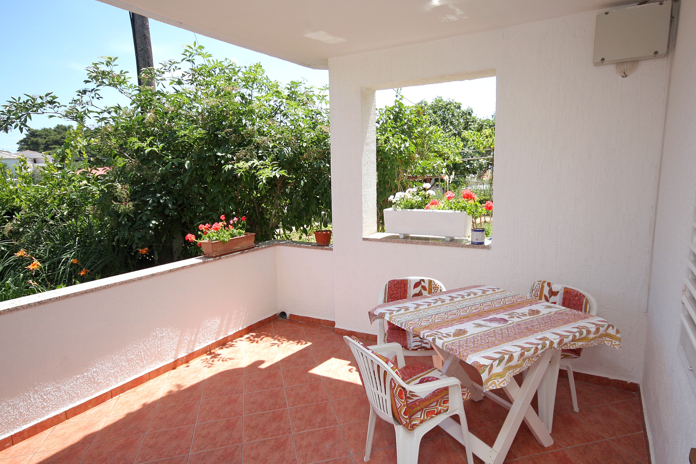 One bedroom apartment with terrace Banjol, Rab (A-5007-b)
