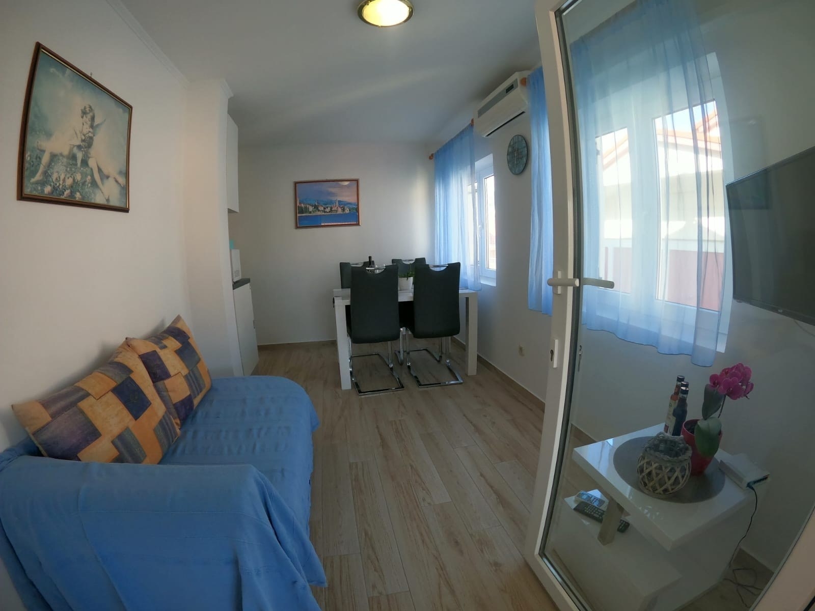 Two bedroom apartment with terrace and sea view Palit, Rab (A-5010-b)