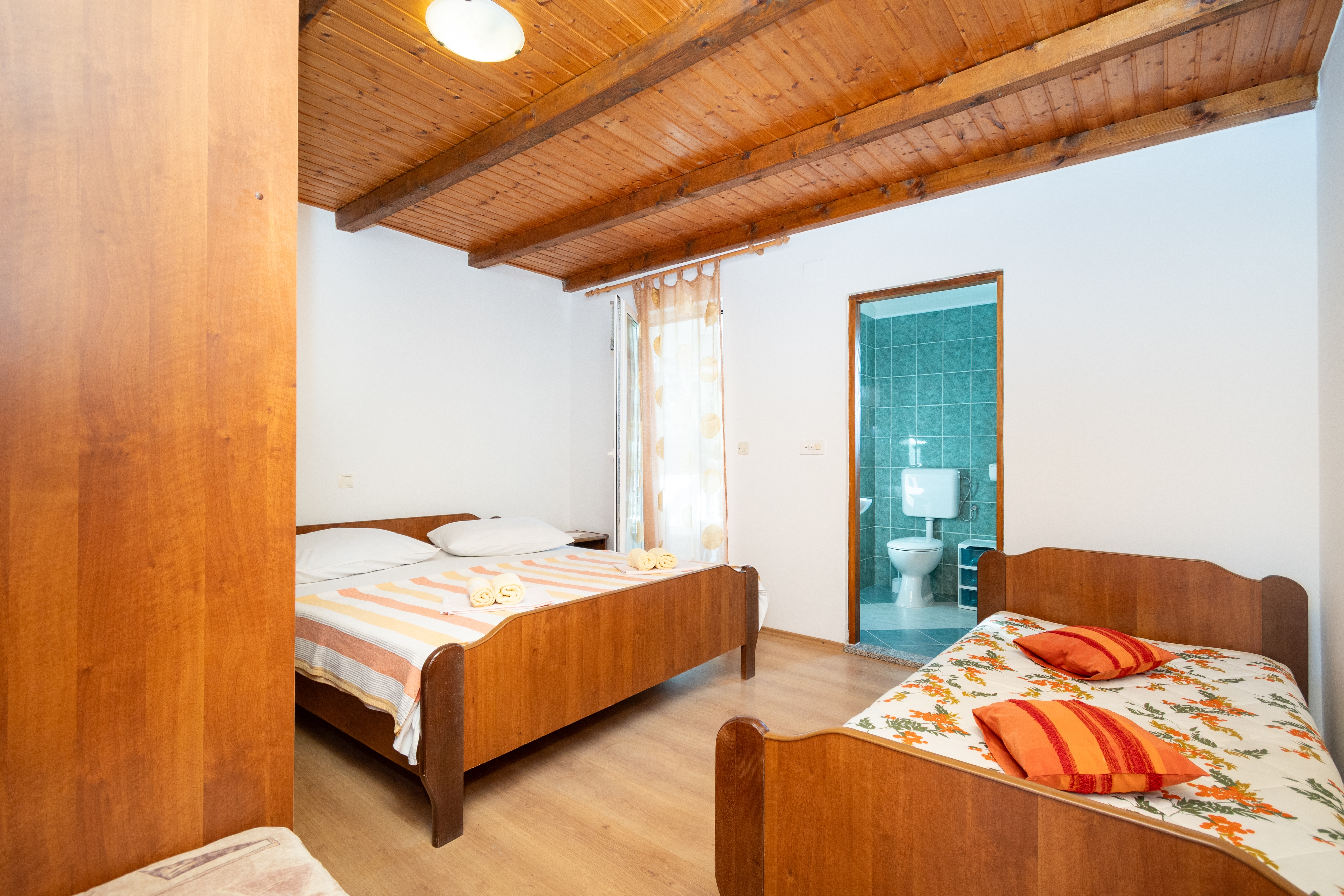 One bedroom apartment with terrace Kampor, Rab  A-b