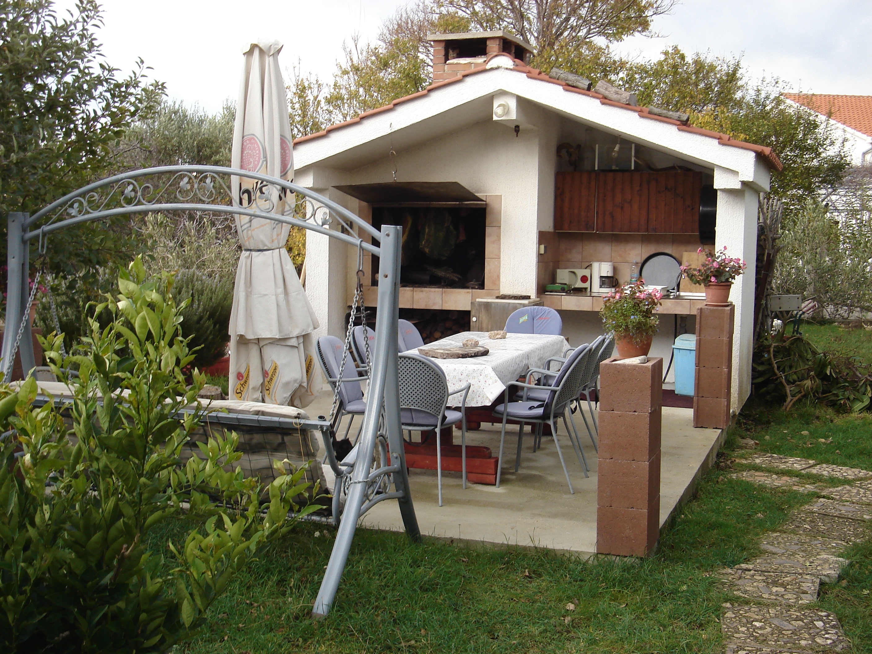 Studio flat with terrace Kampor, Rab (AS-5014-a)