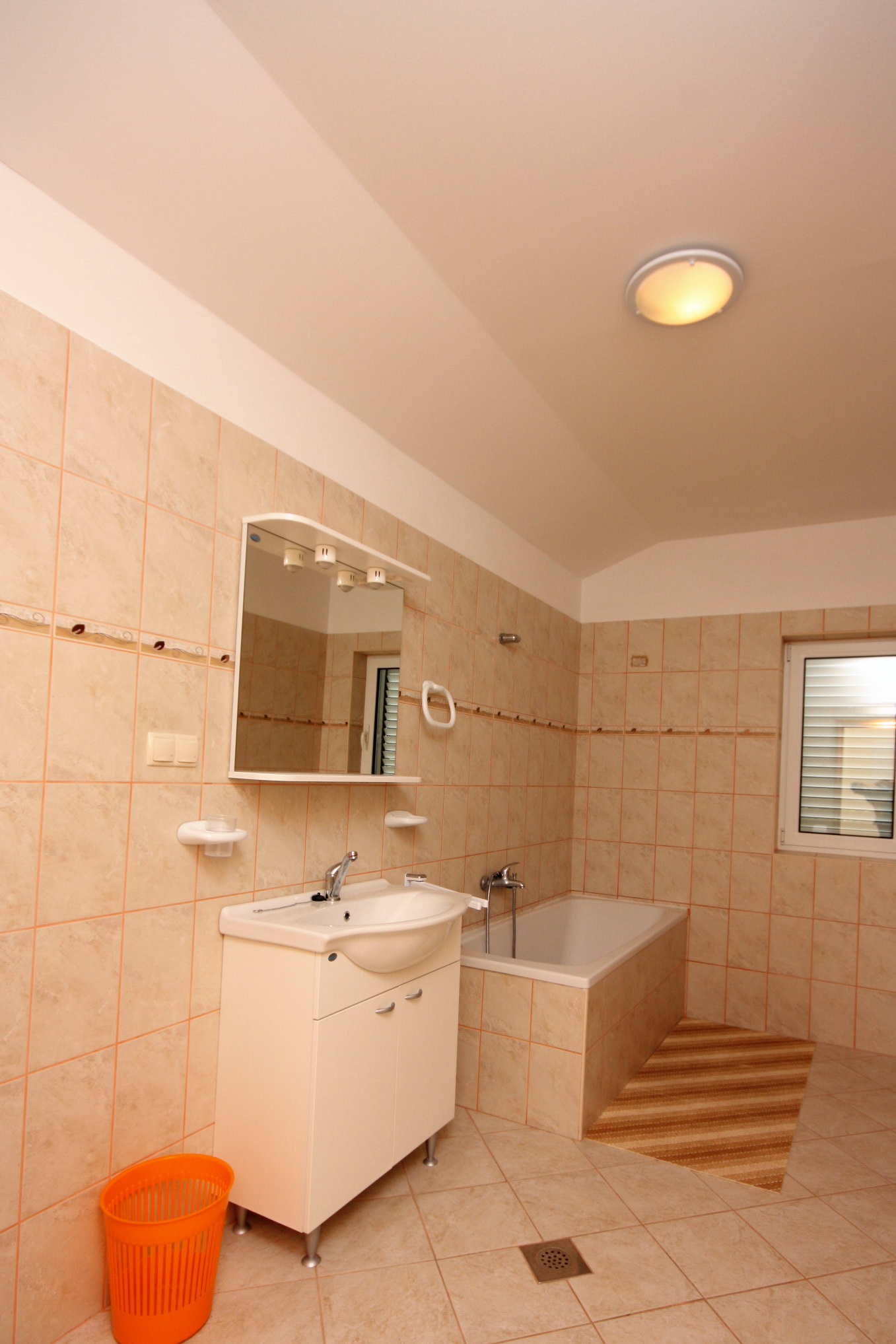 Two bedroom apartment with terrace and sea view Kampor, Rab  A-b