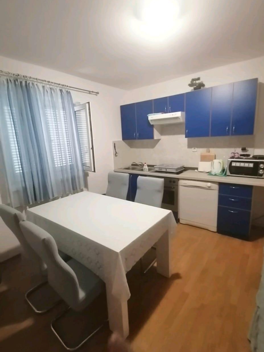 Top Rab Lopar Top Rab Lopar