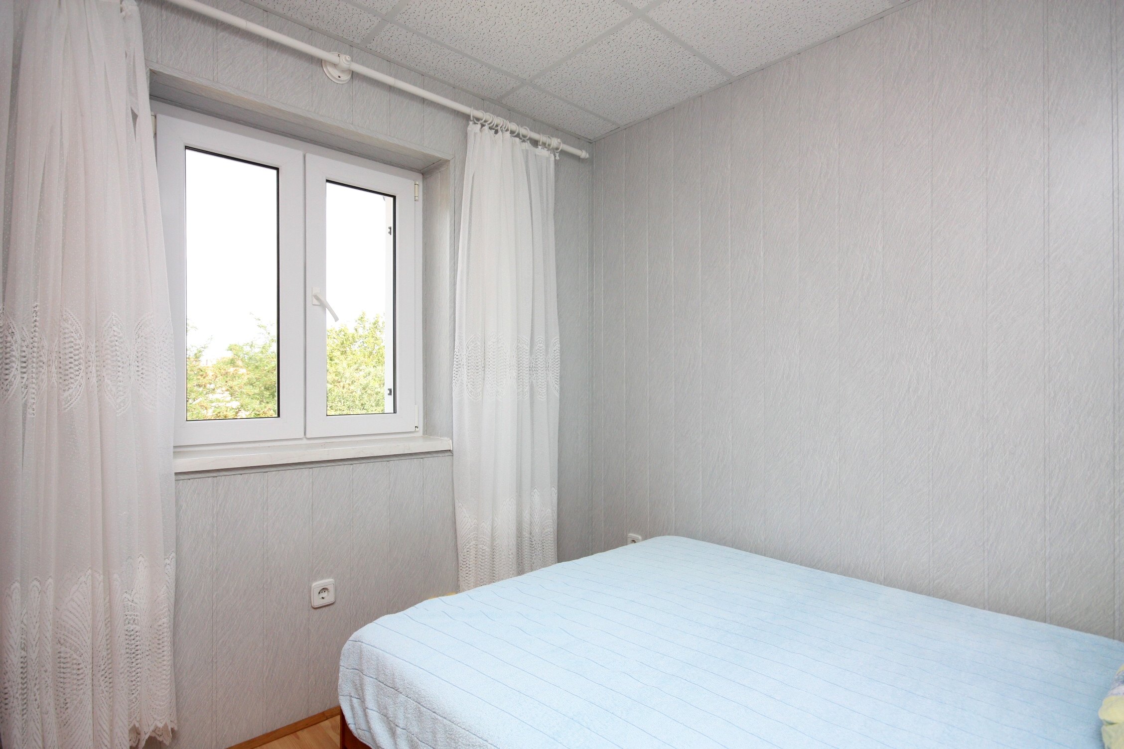 Two bedroom apartment with terrace Lopar, Rab  A-b