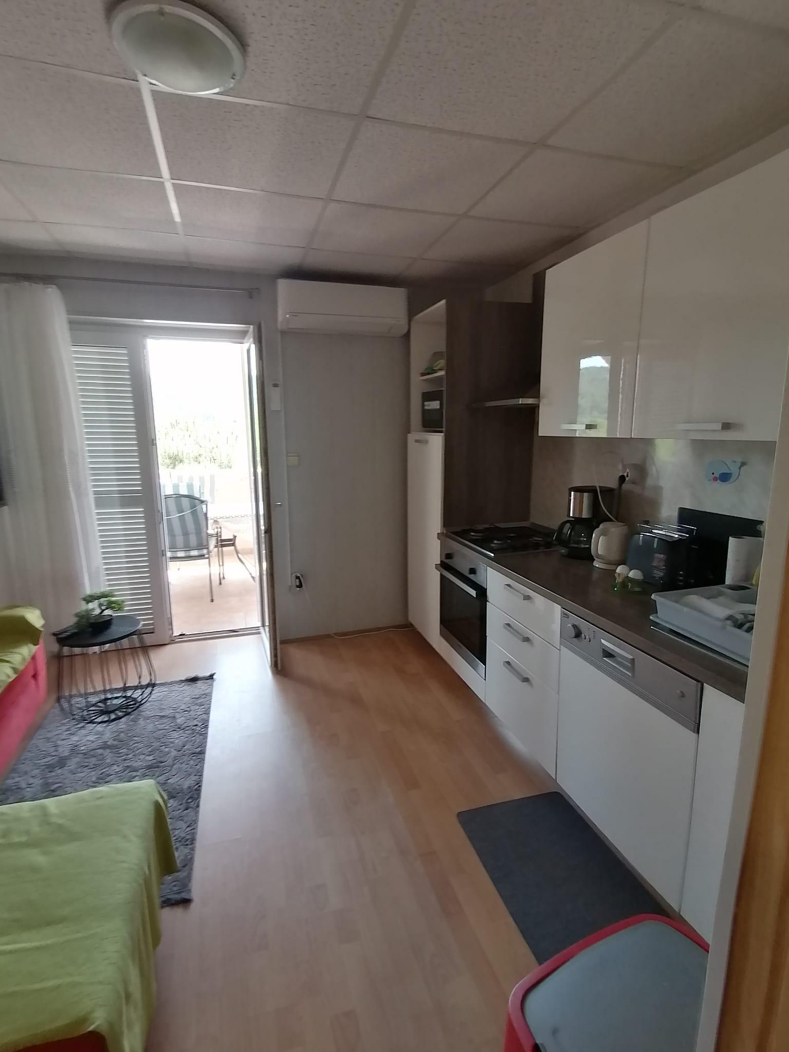 Top Rab Lopar Top Rab Lopar