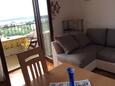 Jídelna Barbat, Jídelna v ubytování typu apartment, s klimatizací, domácí mazlíčci povoleni a WiFi.