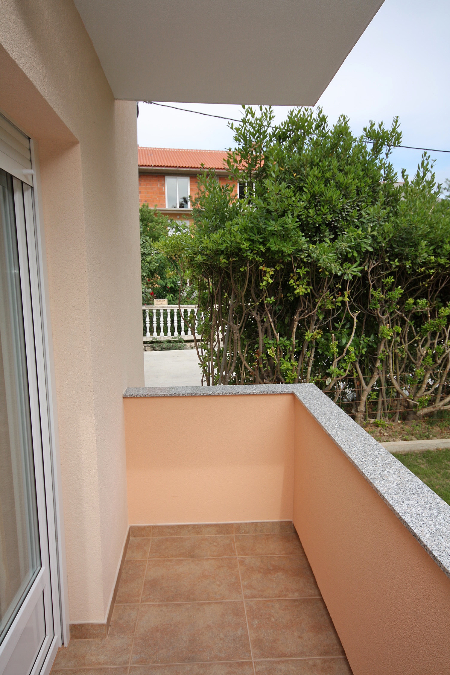 Two bedroom apartment with terrace Palit, Rab  A-a