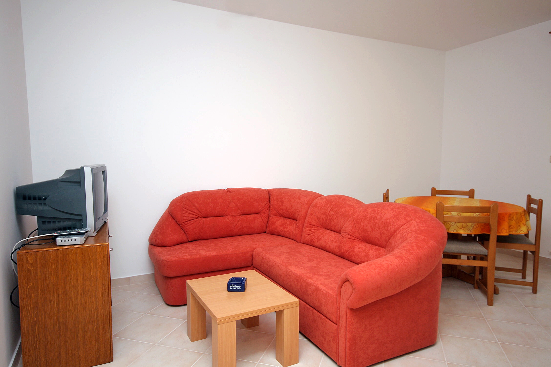 Two bedroom apartment with terrace Palit, Rab (A-5028-a) Two bedroom apartment with terrace Palit, Rab (A-5028-a)