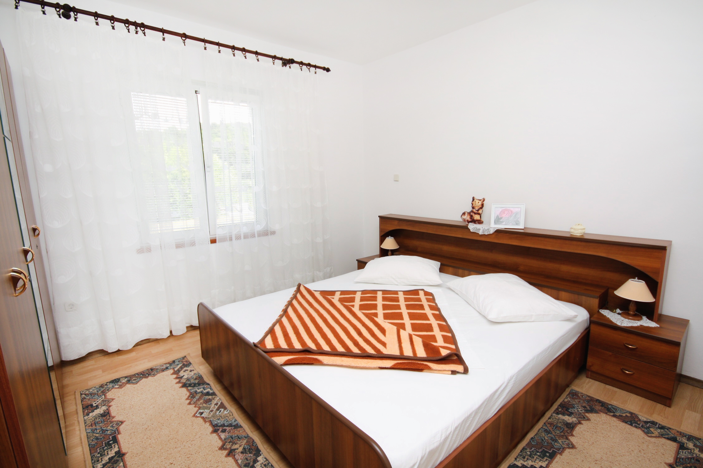 One bedroom apartment with terrace Kampor, Rab  A-c