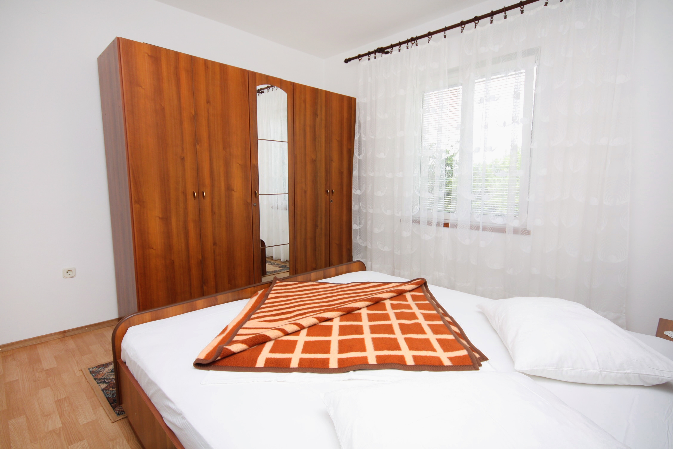 One bedroom apartment with terrace Kampor, Rab  A-c