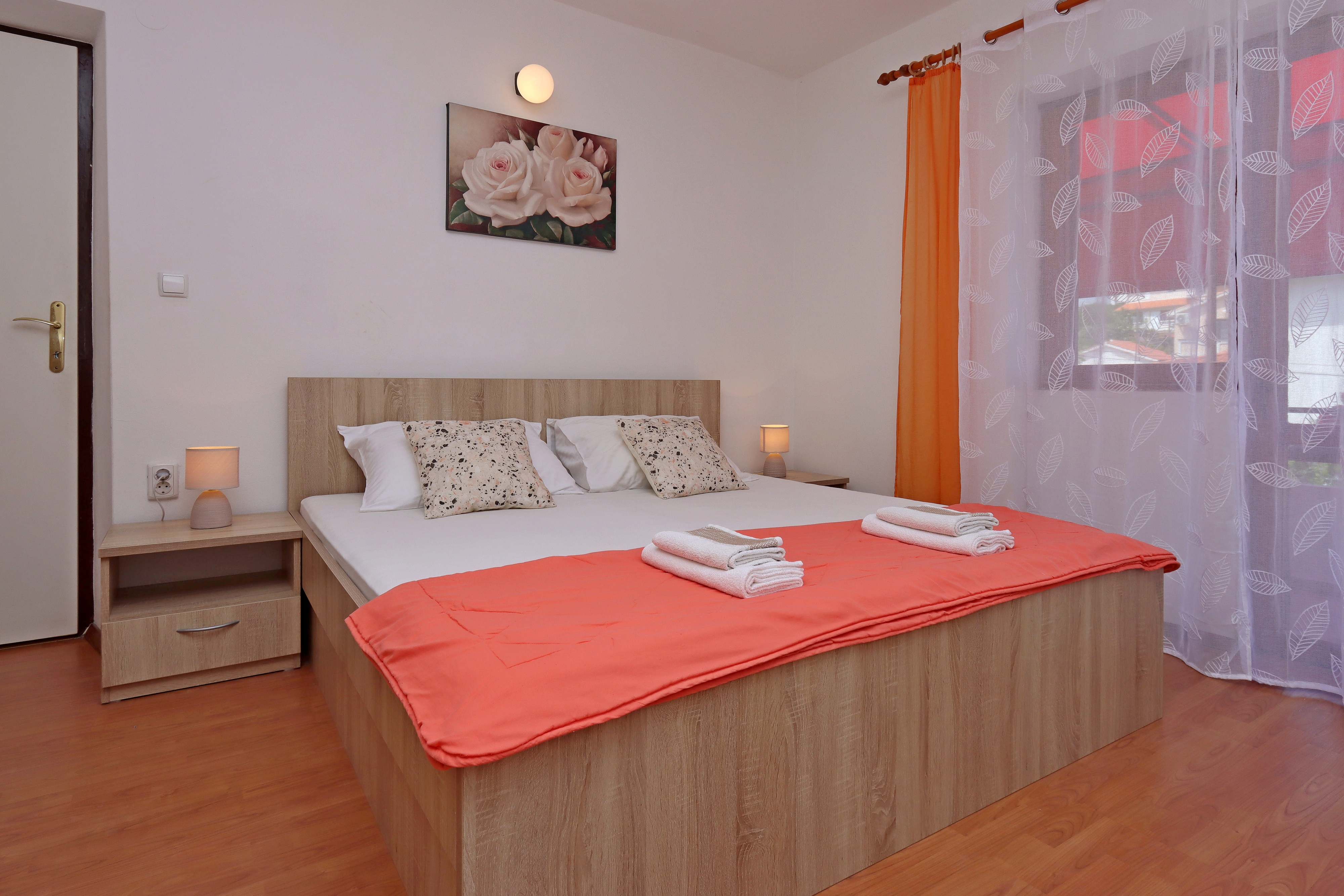 Two bedroom apartment with terrace and sea view Supetarska Draga - Donja, Rab (A-5030-a)