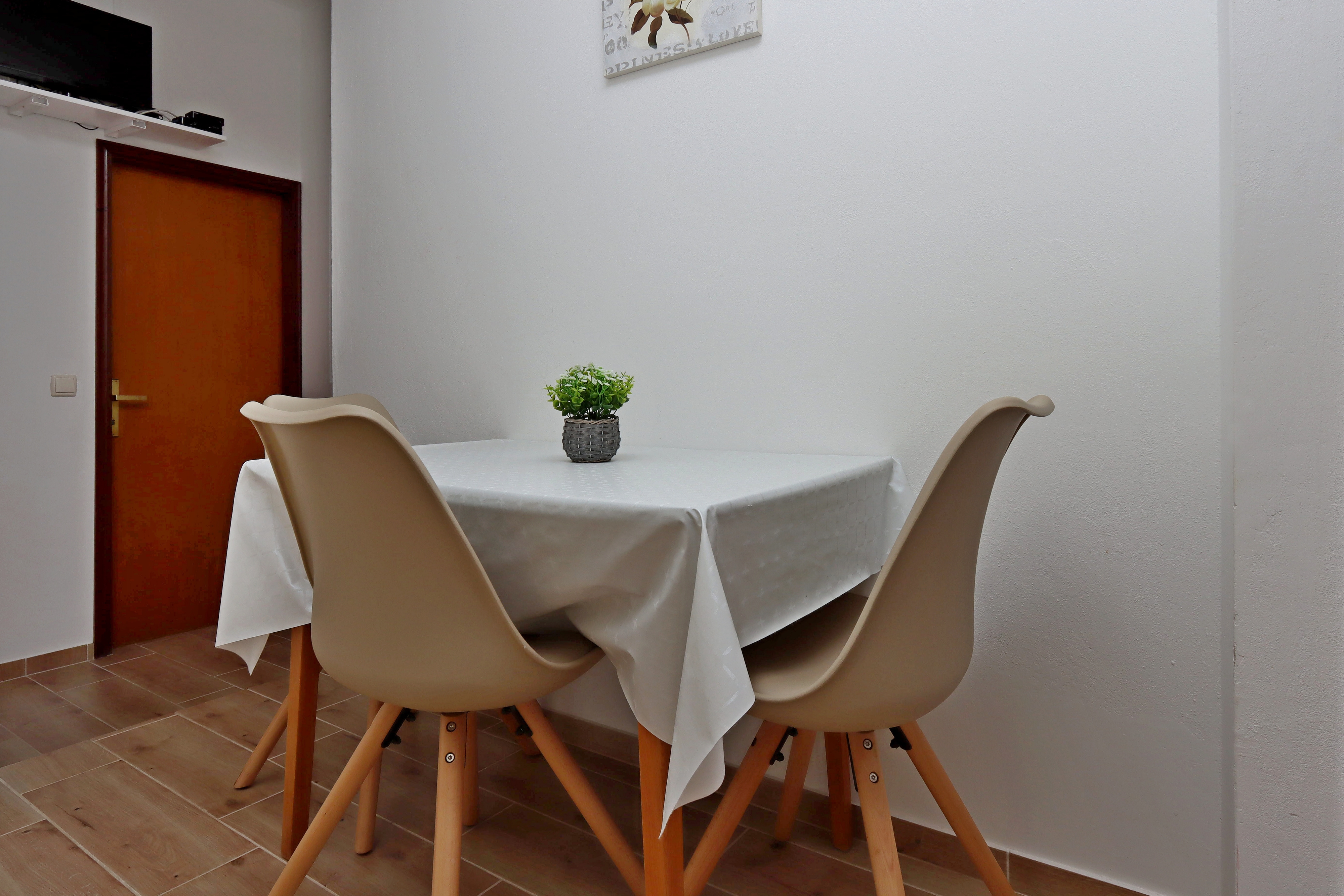 Two bedroom apartment with terrace and sea view Supetarska Draga - Donja, Rab (A-5030-b) Two bedroom apartment with terrace and sea view Supetarska Draga - Donja, Rab (A-5030-b)