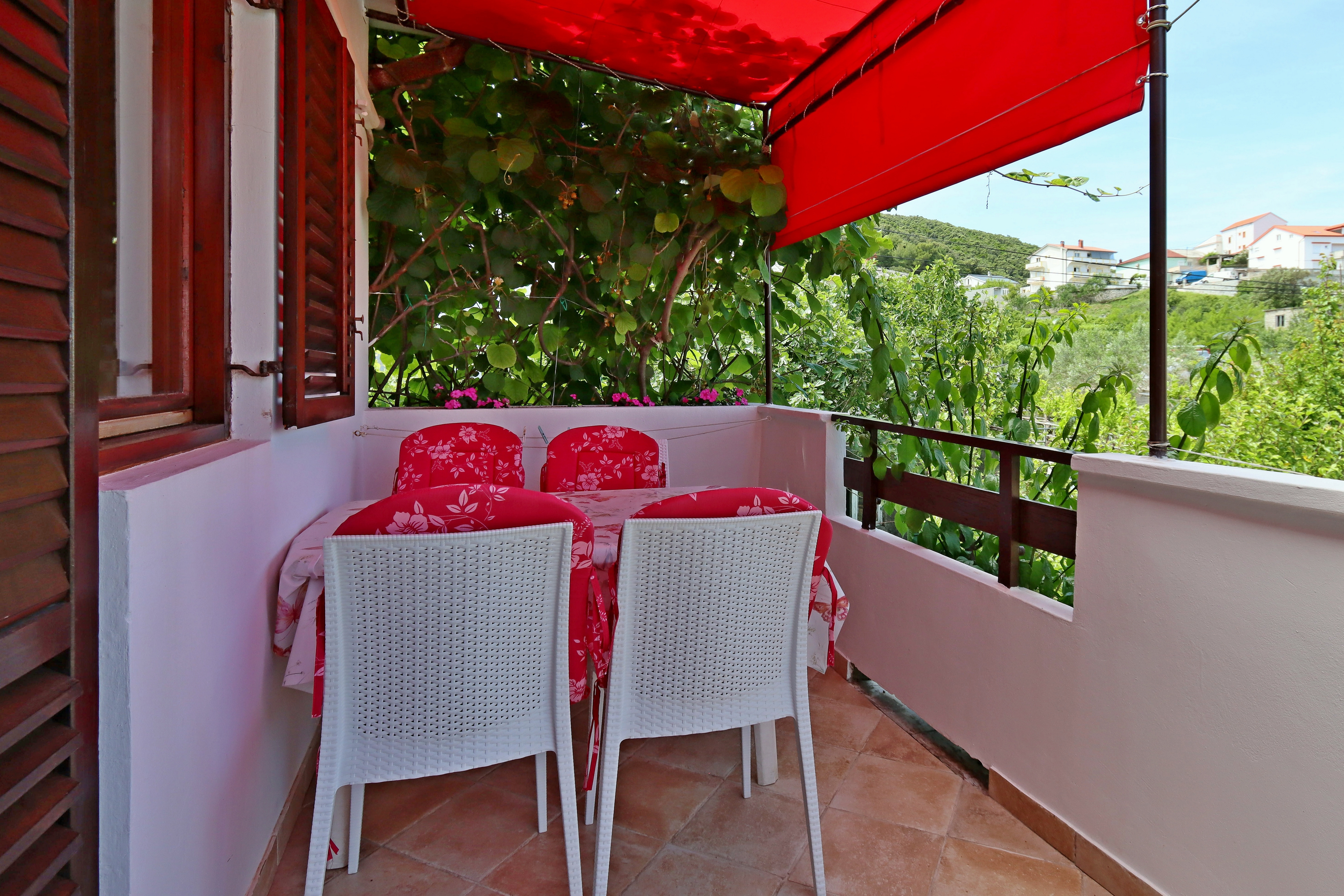 Two bedroom apartment with terrace and sea view Supetarska Draga - Donja, Rab (A-5030-b) Two bedroom apartment with terrace and sea view Supetarska Draga - Donja, Rab (A-5030-b)