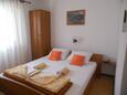 Supetarska Draga - Donja, Slaapkamer in the apartment, air condition available, (pet friendly) en WiFi.