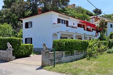 Supetarska Draga - Donja, Rab, Hébergement 5030 - Appartement à proximité de la mer.