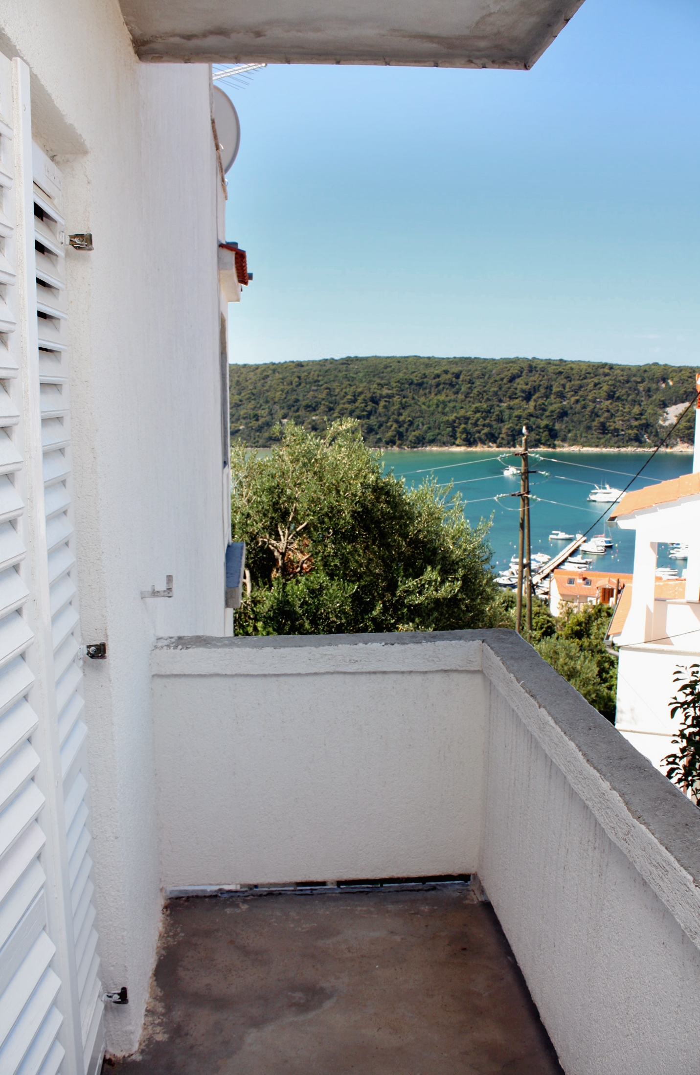 Three bedroom apartment with terrace and sea view Kampor, Rab  A-a