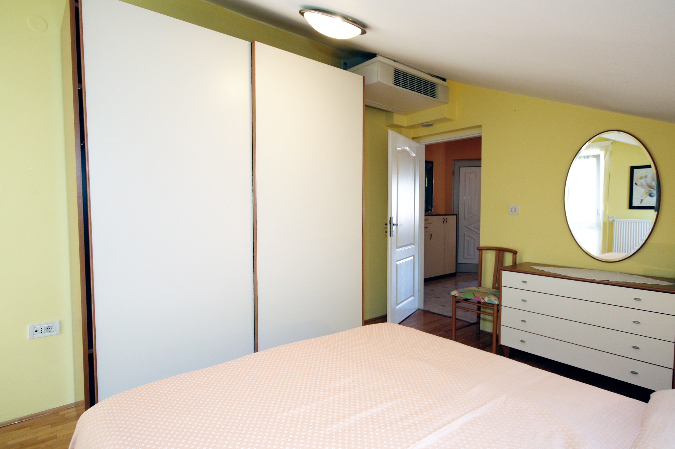 Two bedroom apartment with terrace and sea view Supetarska Draga - Donja, Rab  A-a