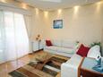 Supetarska Draga - Donja, Living room in the apartment, (pet friendly) and WiFi.