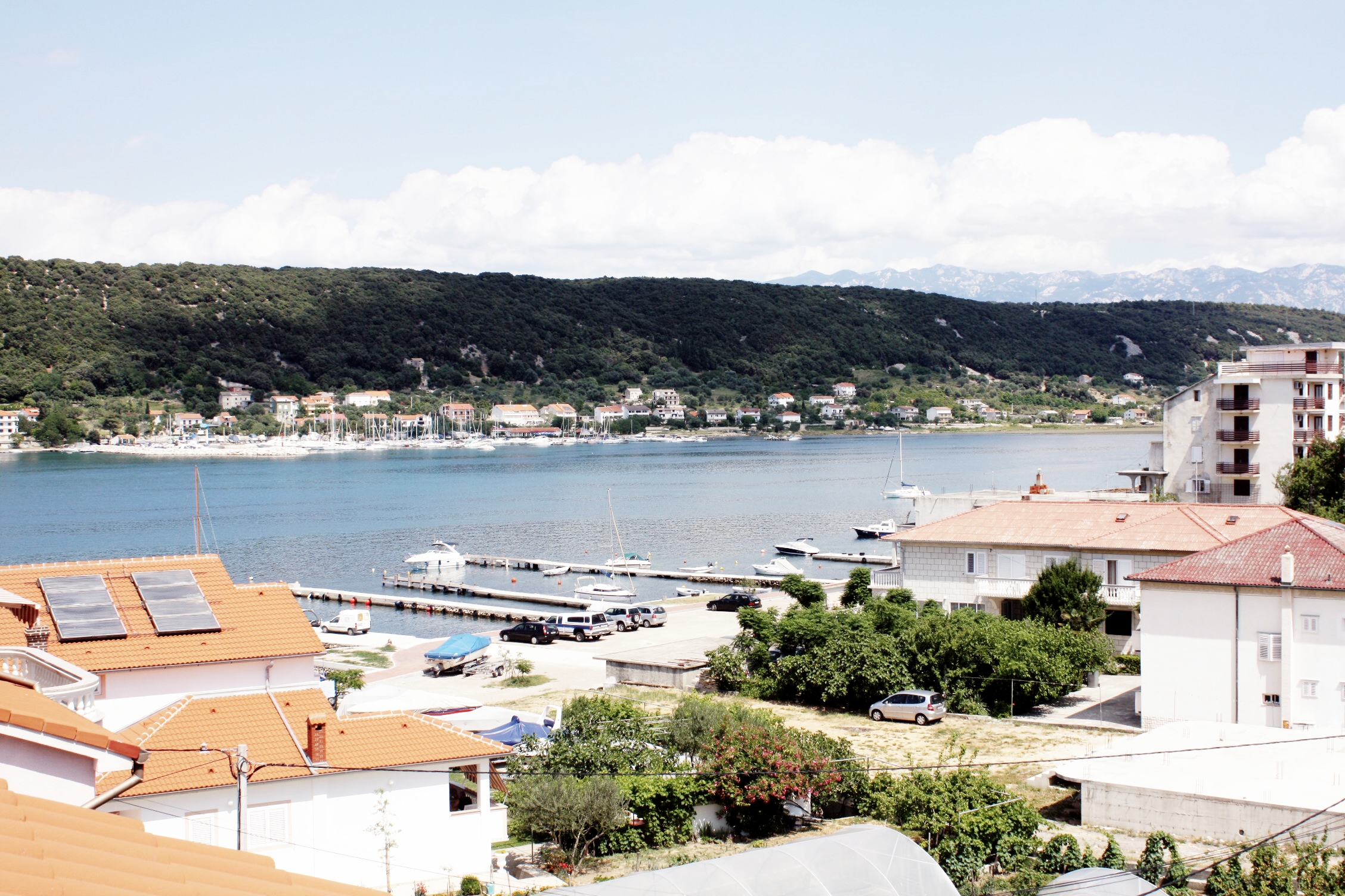 Two bedroom apartment with terrace and sea view Supetarska Draga - Donja, Rab  A-a