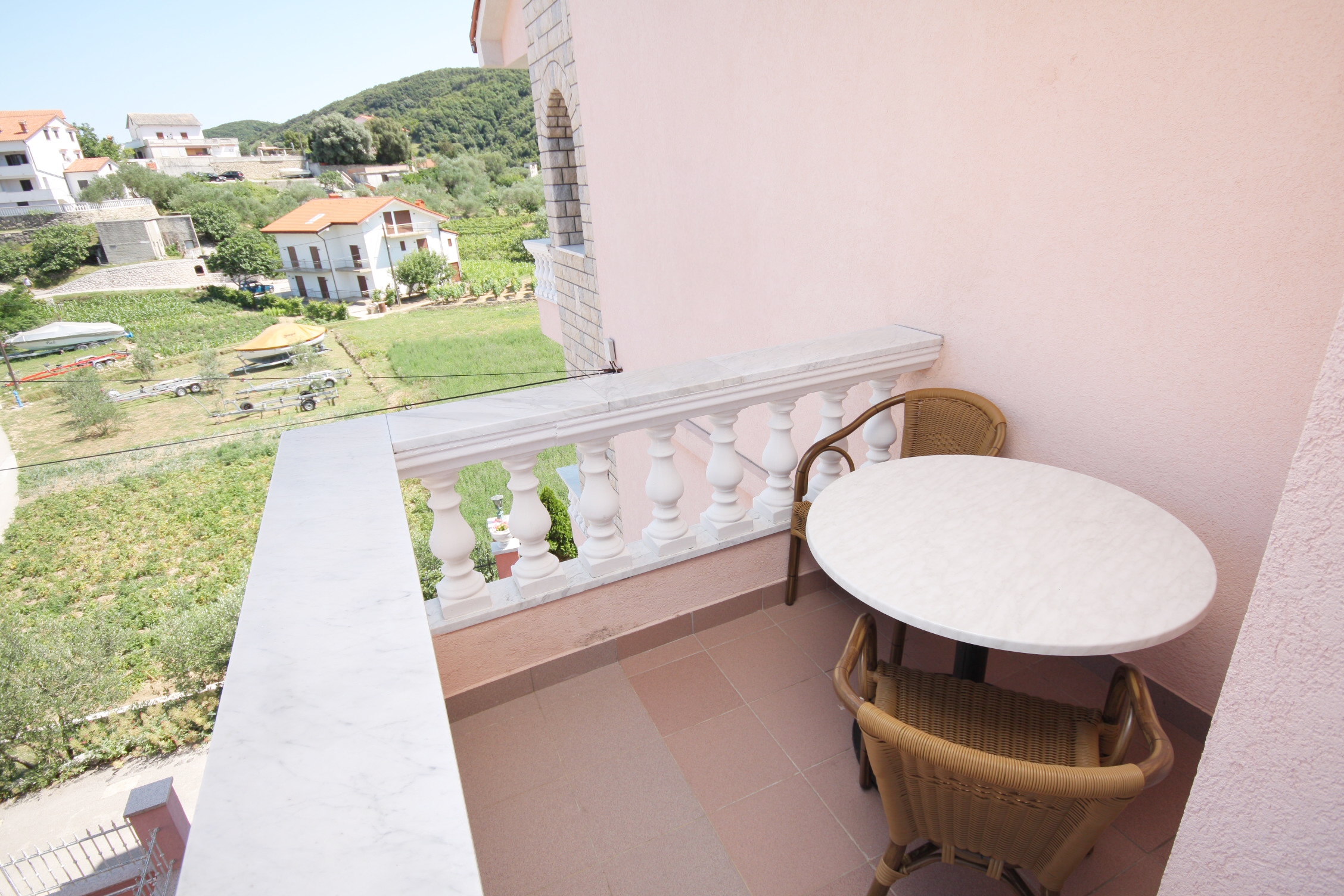 Room with terrace and sea view Supetarska Draga - Donja, Rab (S-5033-a) Room with terrace and sea view Supetarska Draga - Donja, Rab (S-5033-a)