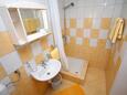 Bathroom 2 Kampor, Bathroom 2 in the apartment, WiFi.