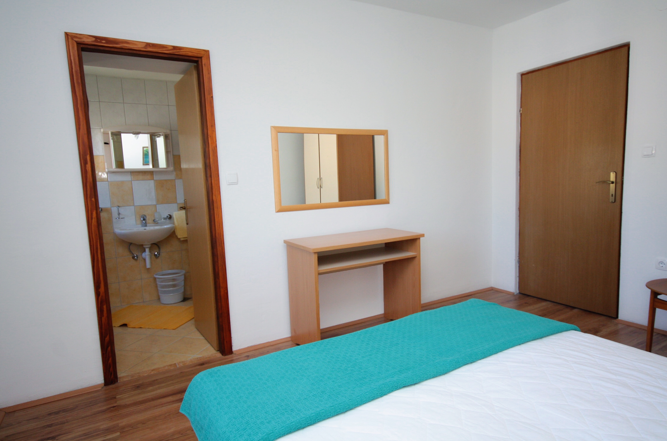 Three bedroom apartment with terrace and sea view Kampor, Rab  A-a