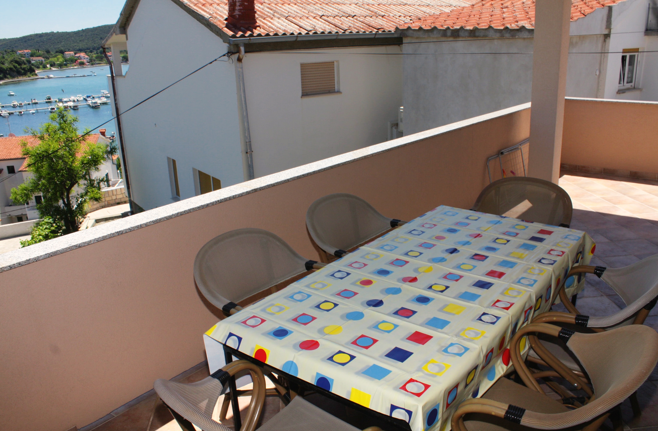 Three bedroom apartment with terrace and sea view Kampor, Rab  A-a
