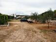 Parking lot Barbat, Rab, Parking lot 5035 - Apartments near sea with pebble beach.