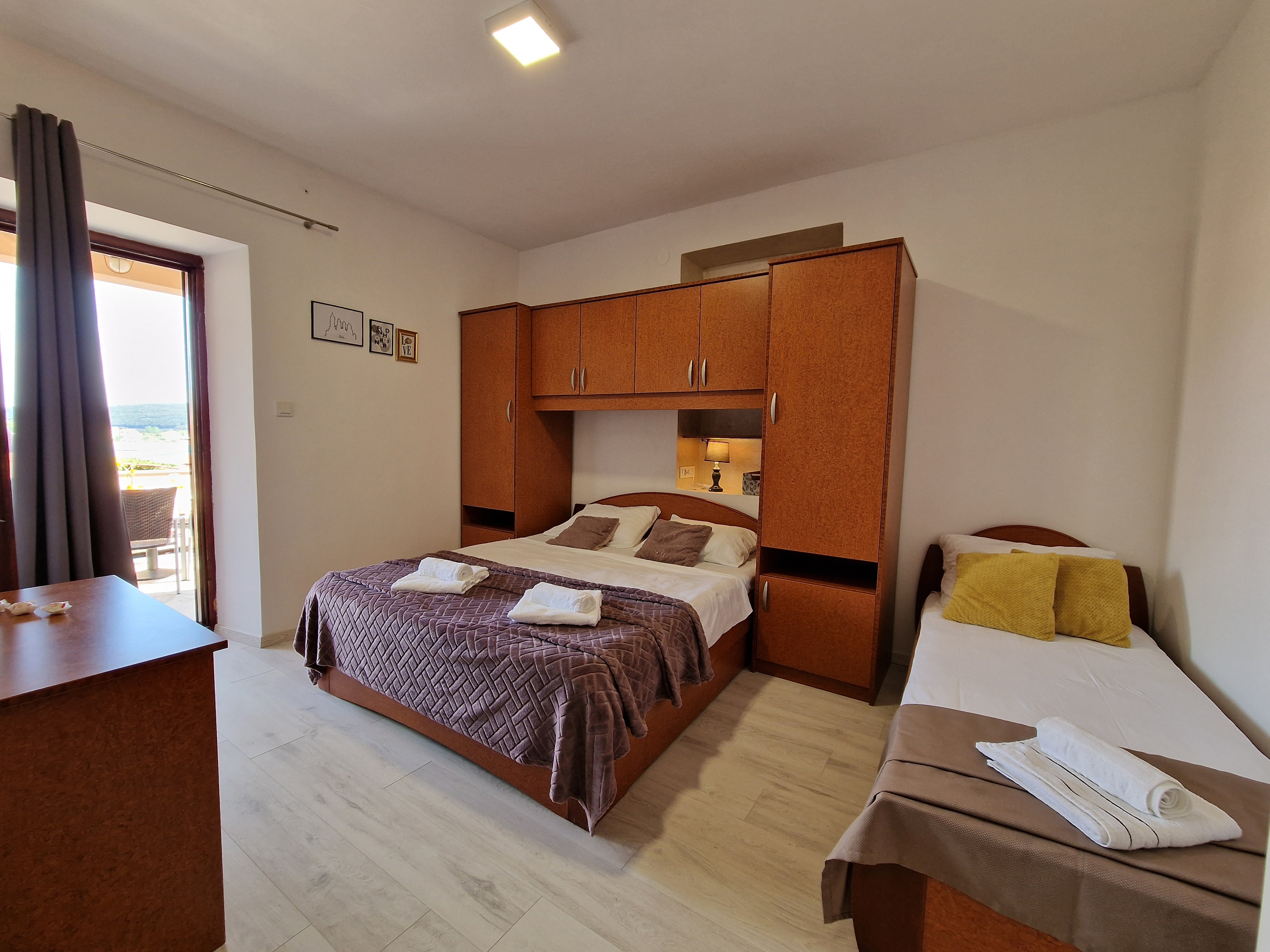 Top Rab Kampor Top Rab Kampor