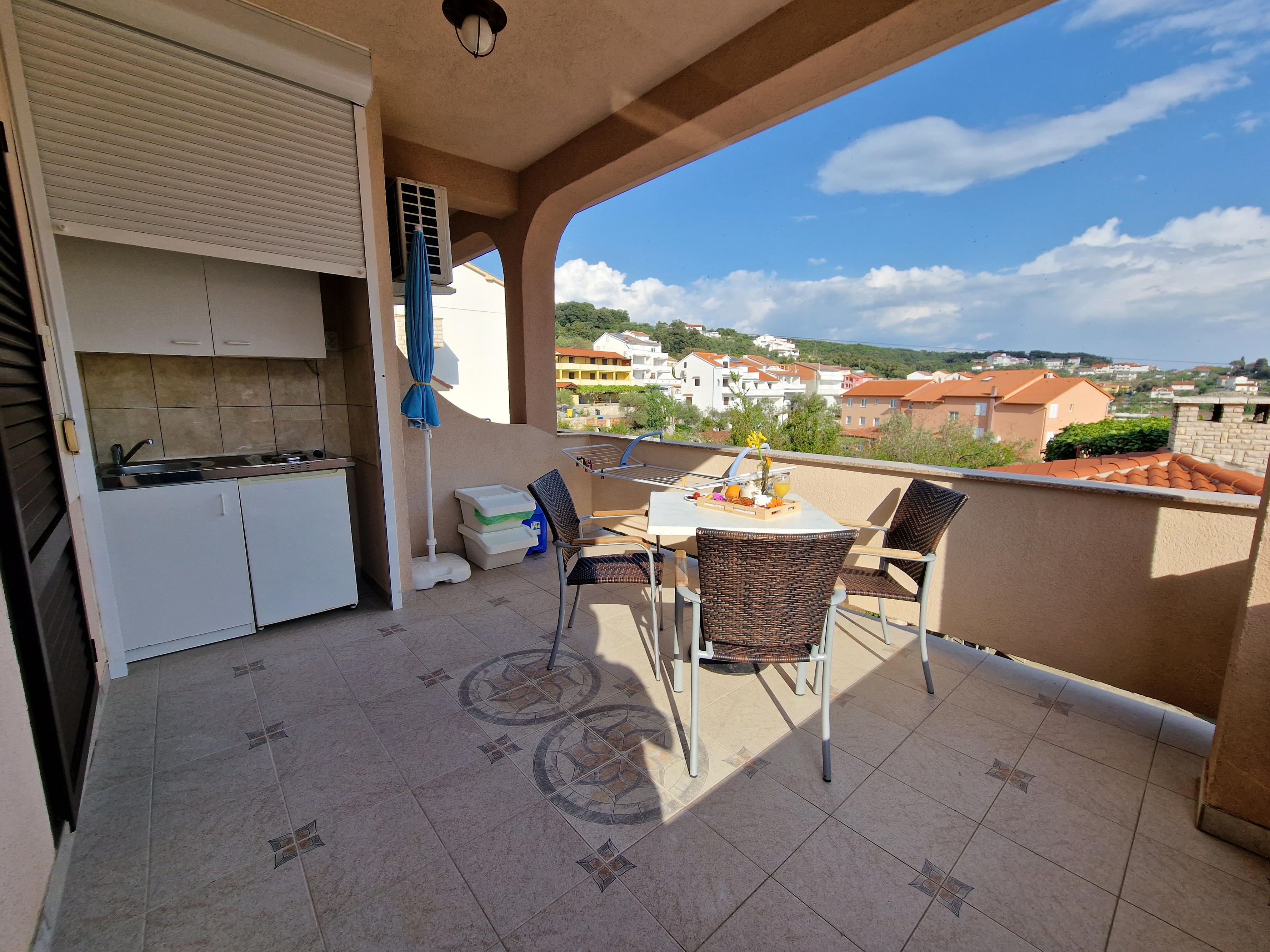 Studio flat with terrace and sea view Kampor, Rab (AS-5037-d) Studio flat with terrace and sea view Kampor, Rab (AS-5037-d)