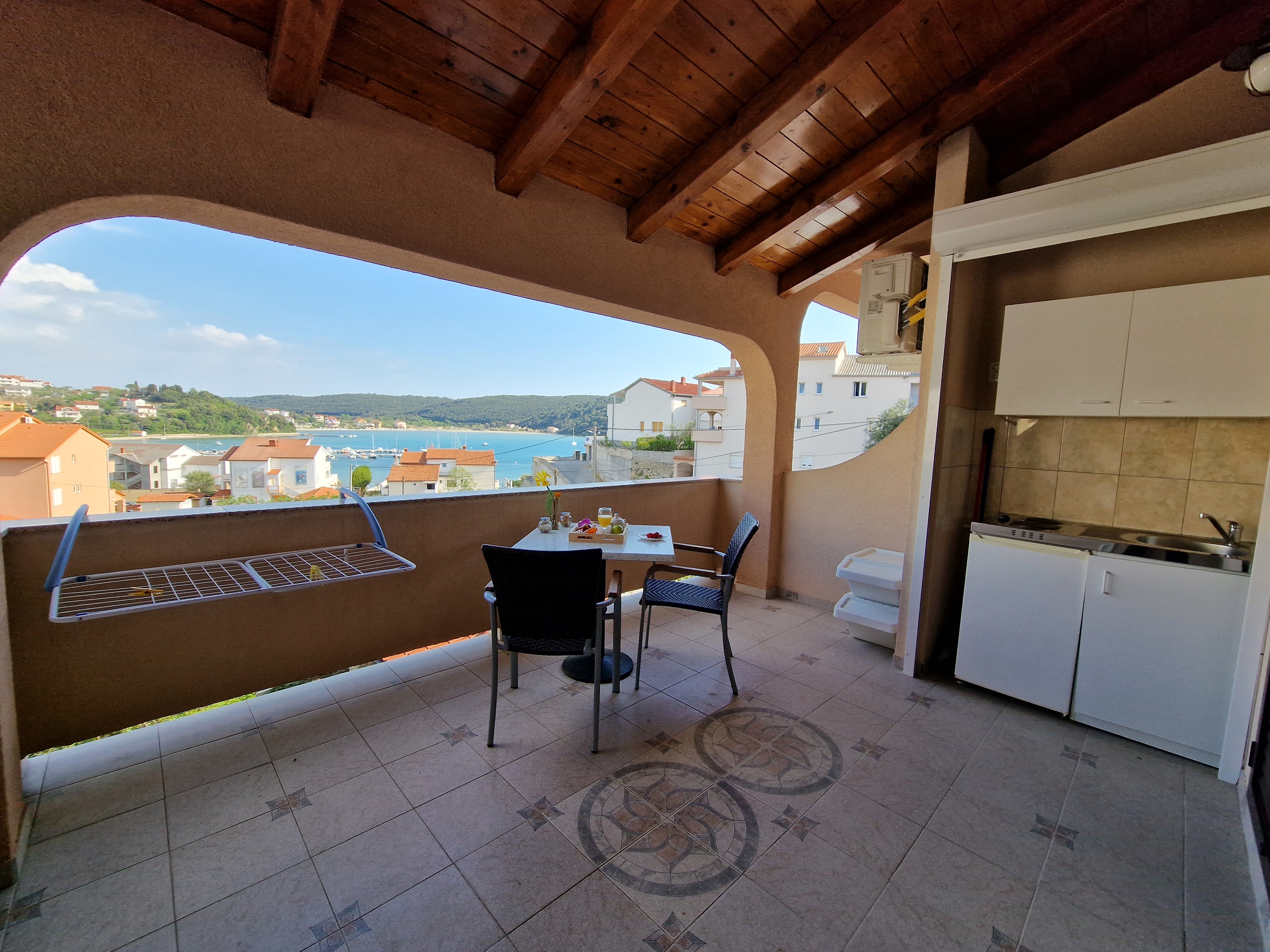 Studio flat with terrace and sea view Kampor, Rab (AS-5037-e) Studio flat with terrace and sea view Kampor, Rab (AS-5037-e)