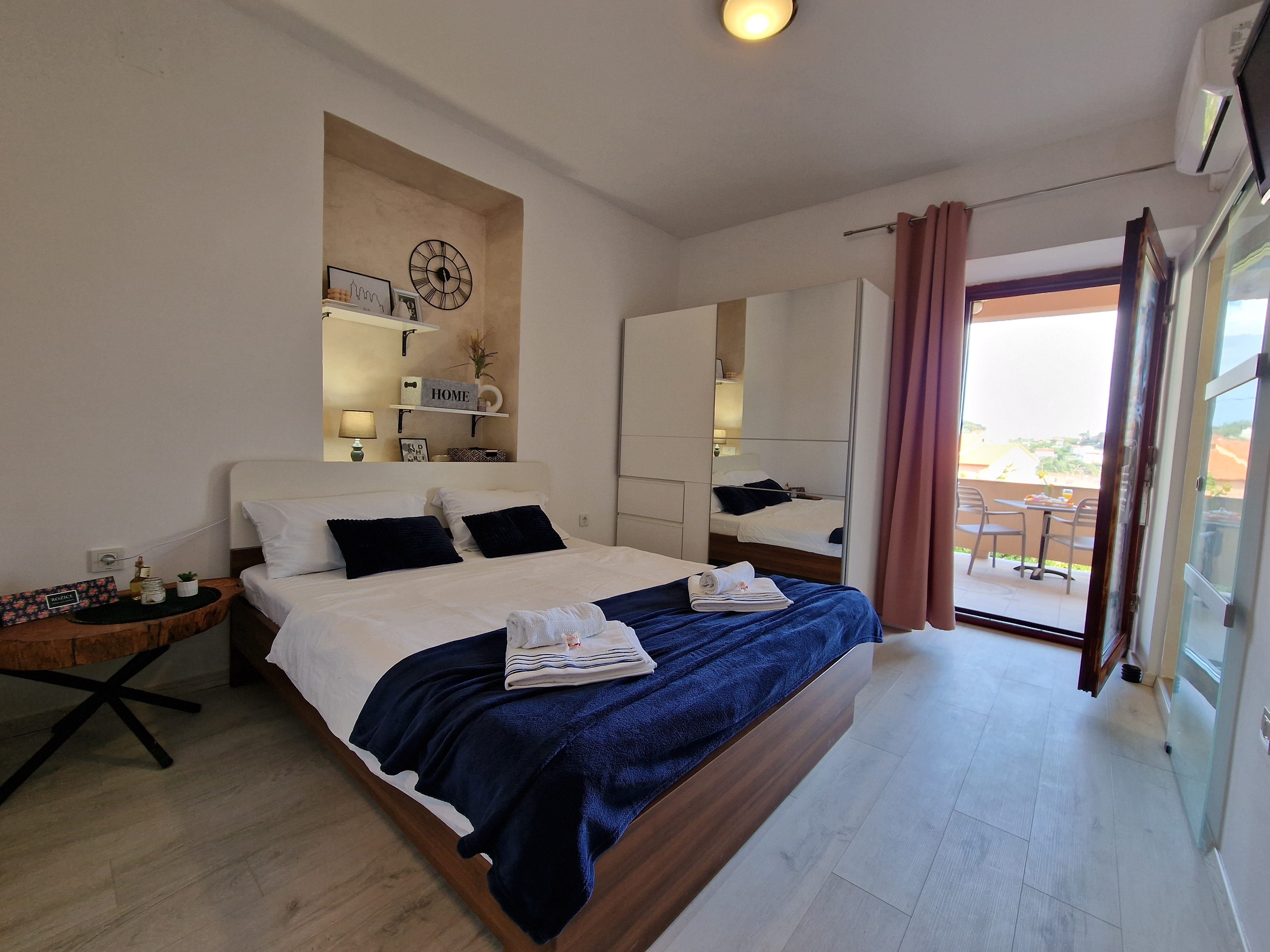 Studio flat with terrace and sea view Kampor, Rab (AS-5037-f) Studio flat with terrace and sea view Kampor, Rab (AS-5037-f)